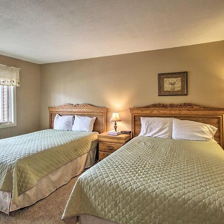 Lincoln Resort Condo With Pool Access - Near Hiking! Exteriör bild