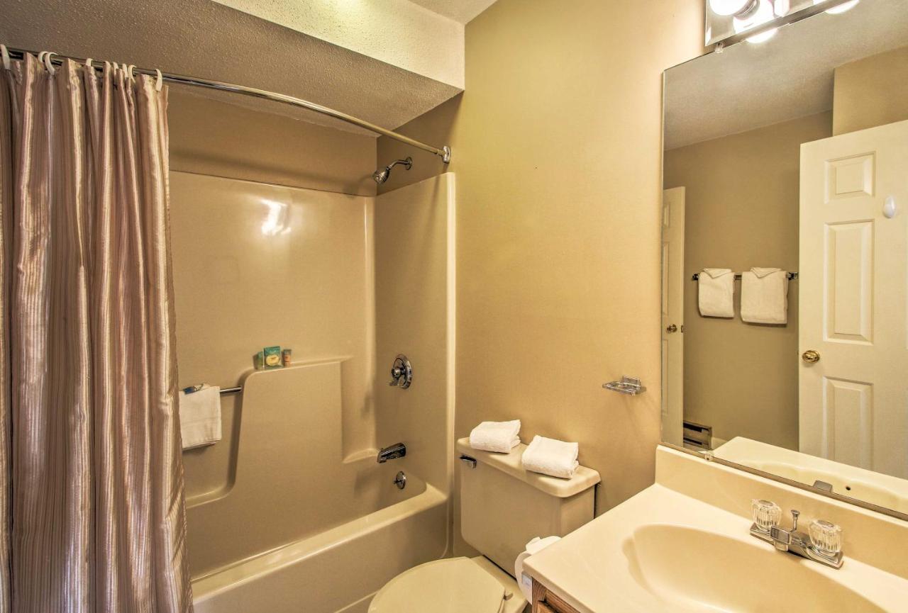 Lincoln Resort Condo With Pool Access - Near Hiking! Exteriör bild